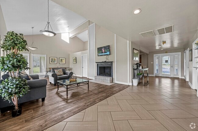 Building Photo - Hidden Valley Arlington Rental
