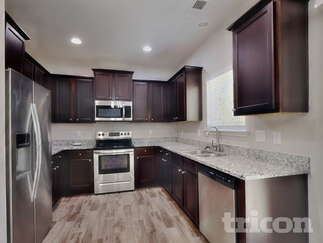 Photo - 2900 Dallas Ct