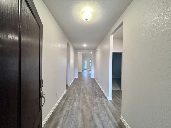 Photo - 3024 Meredith Ln