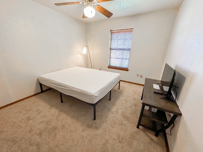 Photo - 7903 NW Concho Ave