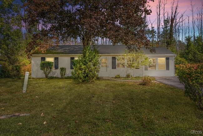 Photo - 8839 English Rd