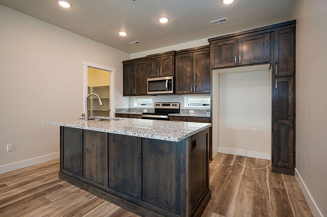 Photo - 647 S 450 E Unit 135