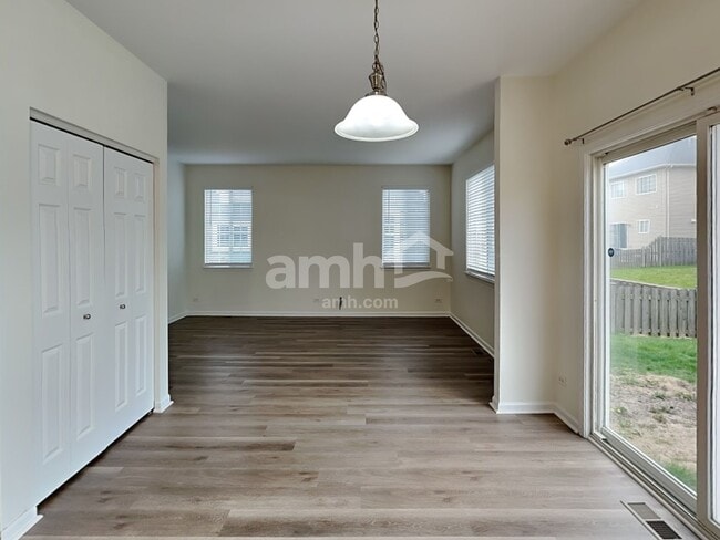 Photo - 1209 Fawnlily Cir