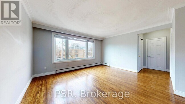 Photo - 37 Morgan Ave Unit Upper