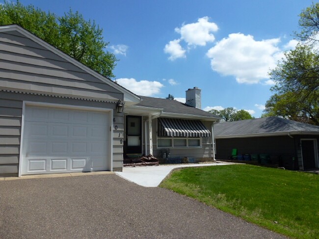 Photo - 6019 France Ave S Townhome