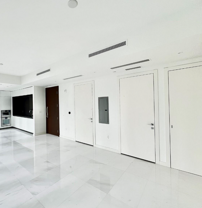 Photo - 300 S Biscayne Blvd Condo Unit 806E