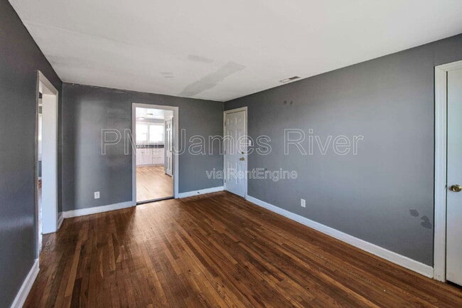 Photo - 4915 Chamberlayne Ave Unit 4