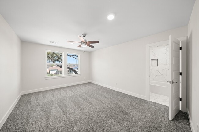 Building Photo - 3439 Rockrill Dr