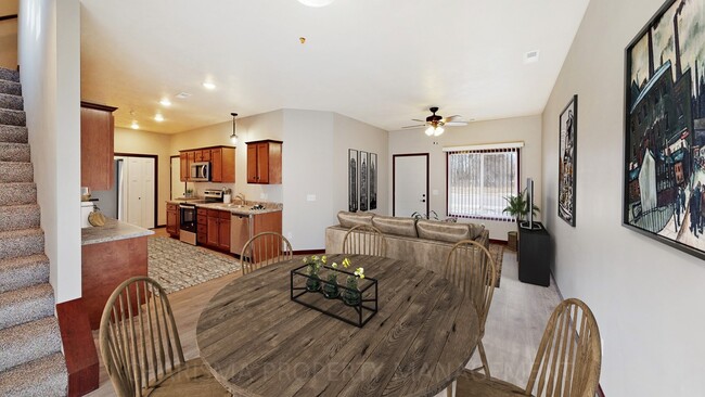 Photo - 1423 Mary Pl Townhome