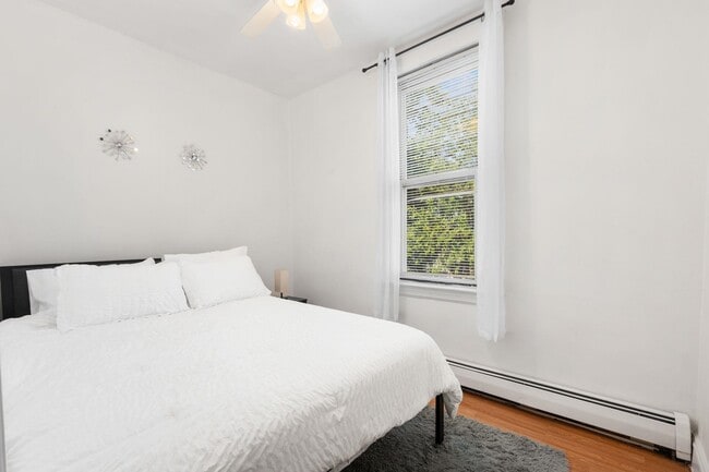 Photo - 8511 Smith Ave Unidad 1