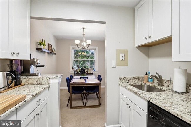 Photo - 1923 Wilson Ln Unit 103
