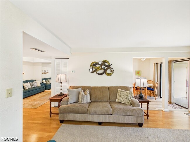 Photo - 17270 Eagle Trce Unidad 3