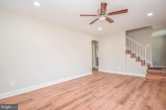 Photo - 9107 Lindale Dr