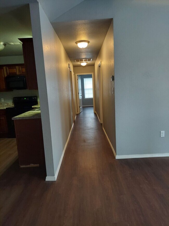 Photo - 2006 Ingalls Ln