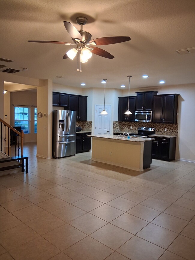 Photo - 2527 Tanner Ter