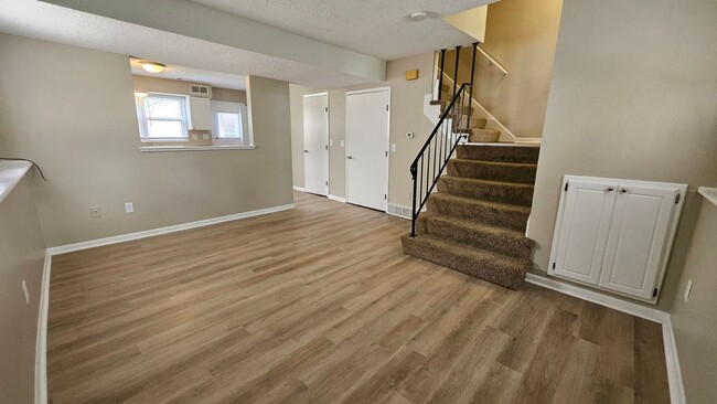 Building Photo - 2018 E Caulder Ave Unit 2018 E Caulder Avenue Rental