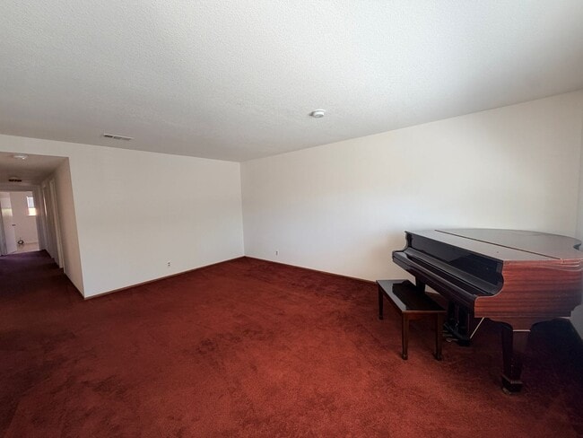 1445 Sonoma Dr