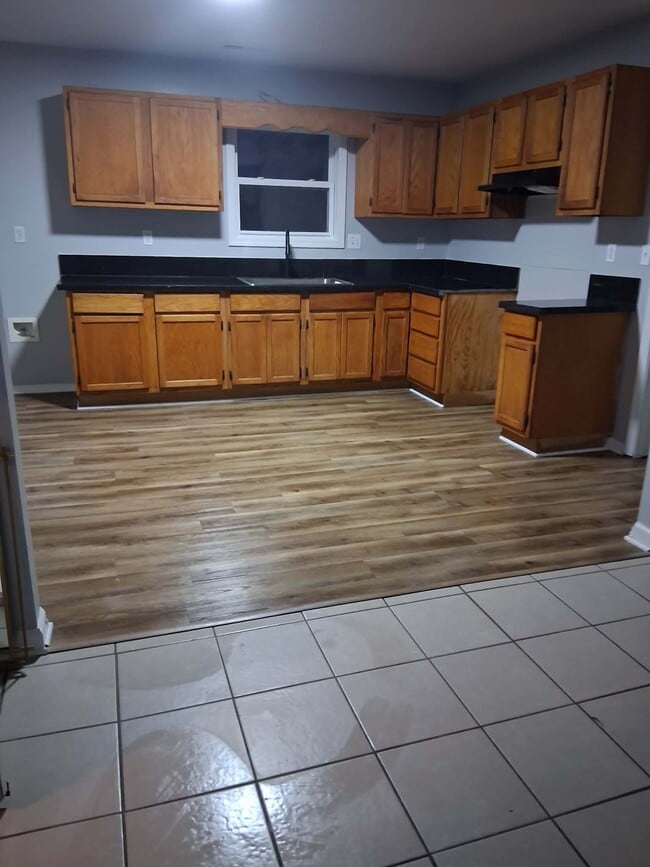 Photo - 434 Haynie St