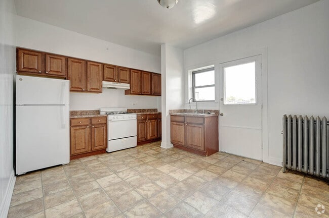 Building Photo - 2638 N Milwaukee Ave Unit 3 Rental