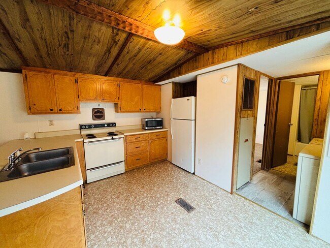 Photo - Mobile Home Unidad Lot 4