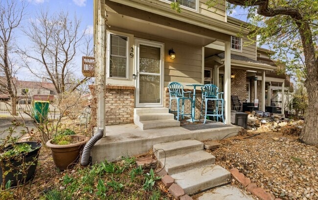 Building Photo - $0 DEPOSIT OPTIONS. SPACIOUS 2 BED, 2.5 BA... Rental