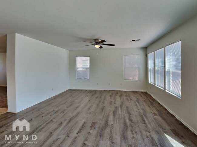 Photo - 13692 E Oxmoor Valley Dr