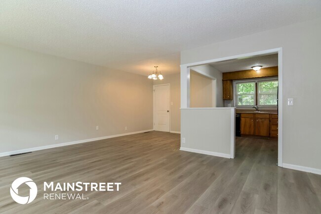 8002 E 89th Ter