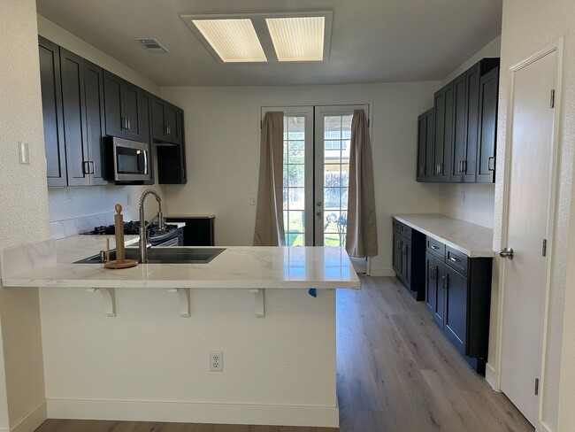 Photo - 2248 E La Vida Ave