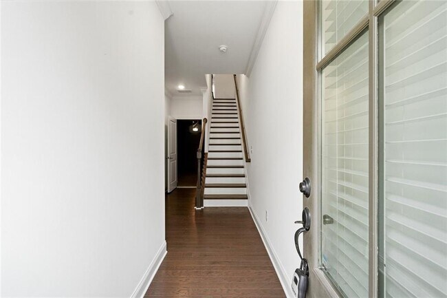 2438 Figaro Dr