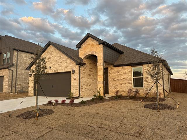 400 Stone Holw Dr