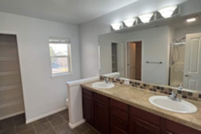 Photo - 3bd/2.5ba House in Fife