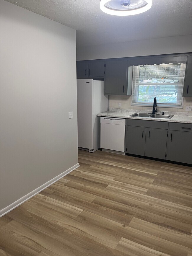 Photo - 3300 Twin Hills Rd NW Unit 3300