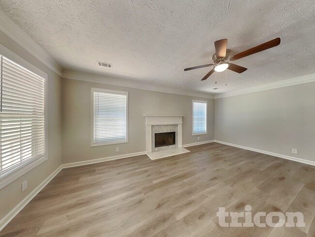 4405 Cindy Pl SE