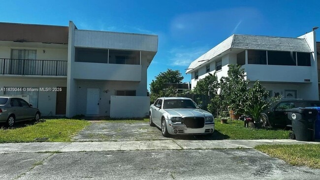 Building Photo - 7956 SW 6th St Rental