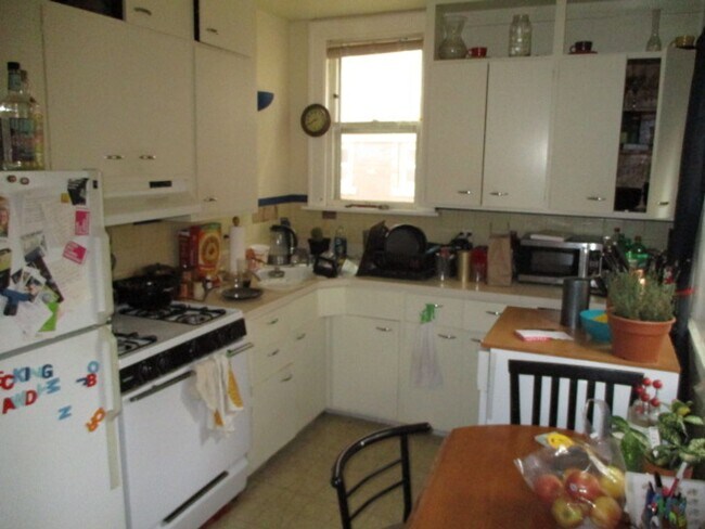 152 E Gorham St Unit #1