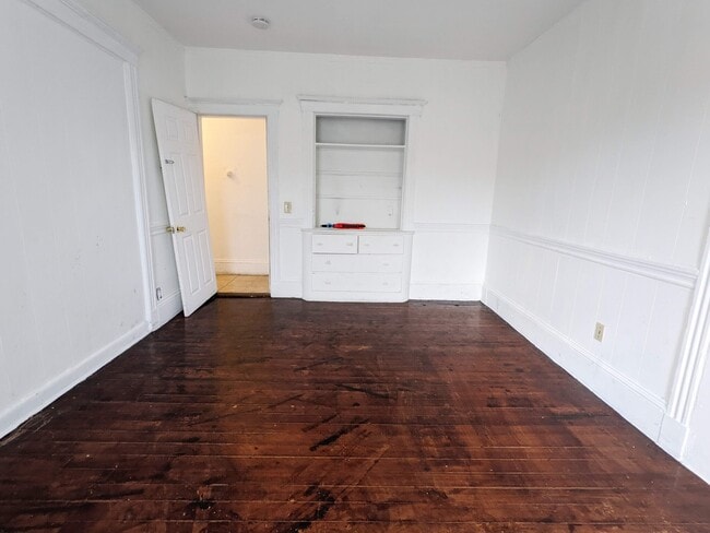 Photo - 62 Empire St