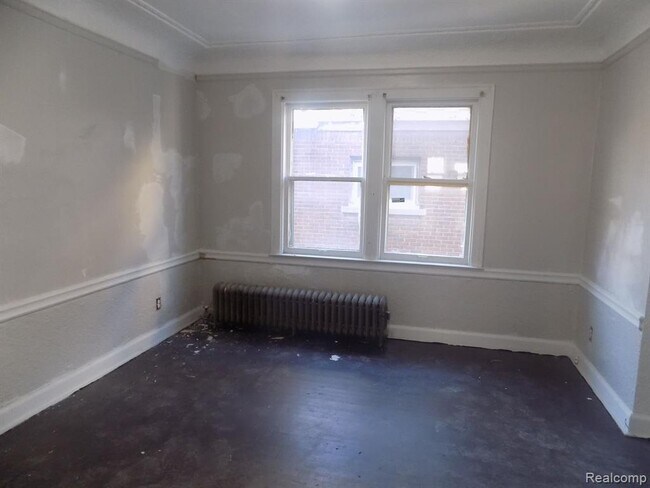 Photo - 14137 Mansfield St