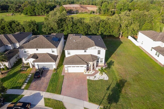 Photo - 1468 Grassland Ave