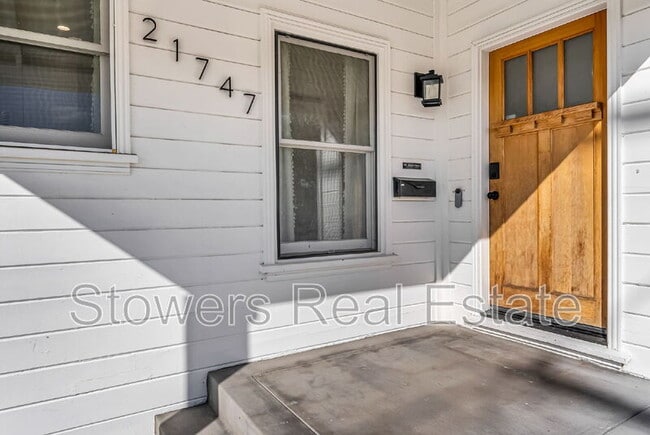 Photo - 21747 Orange Ave