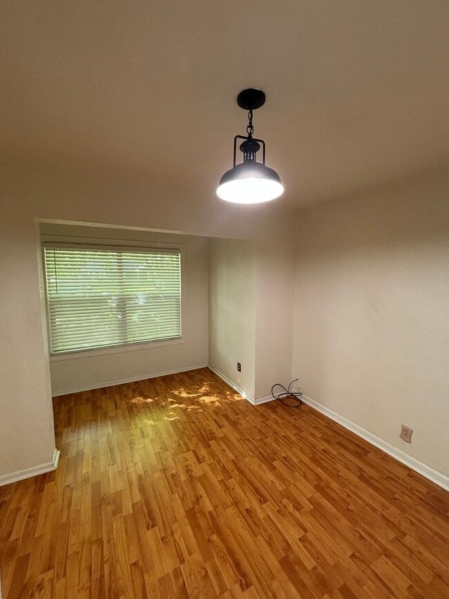 Photo - HOUSE ON 16TH STREET (P#136)