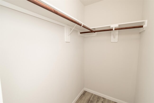 Photo - 3107 Right Way