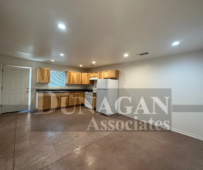 Photo - 706 N Guadalupe St Unit C