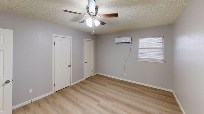 Bedroom - Ashwood Court