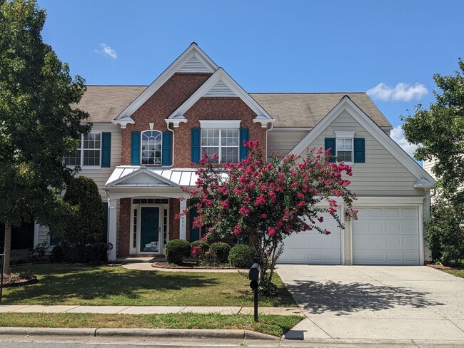 Building Photo - Spacious 5-Bedroom, 3-Bath Home with Excep...