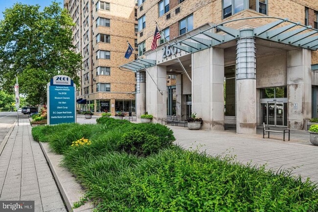 Building Photo - 2601 Pennsylvania Ave Unit 842