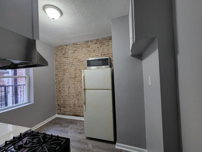 Photo - 5616 Hudson Ave Unit 2