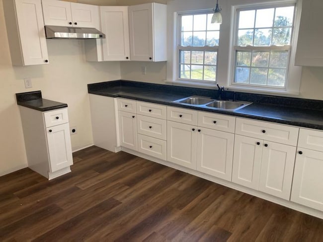 Photo - 200 Koonce Fork Rd