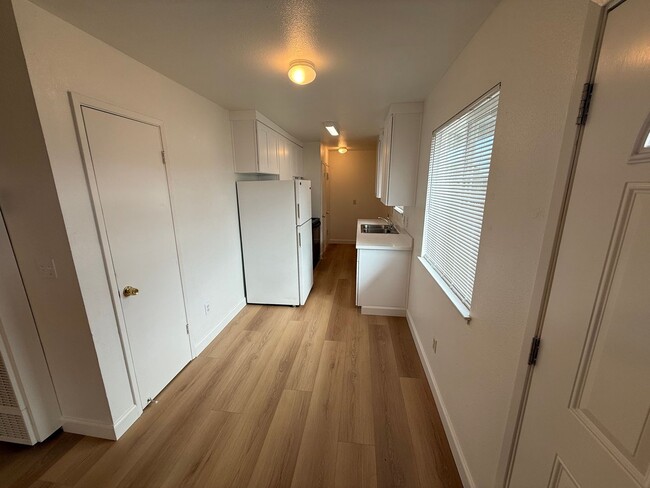 Photo - 11521 Poole St Unit 2