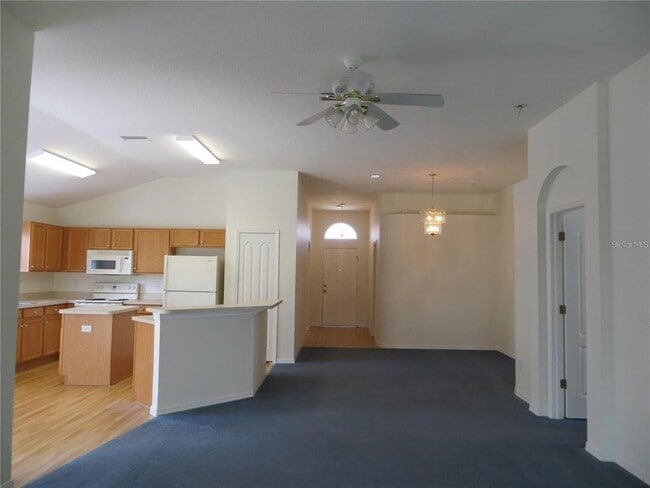 Photo - 1012 Torreya Way