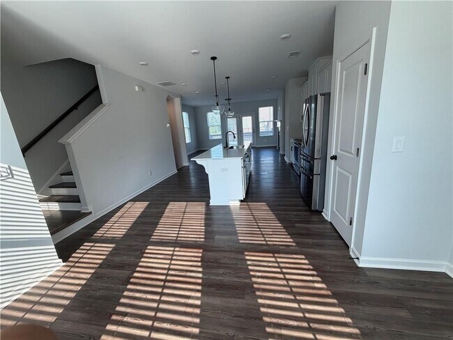 Photo - 900 Colton Dr